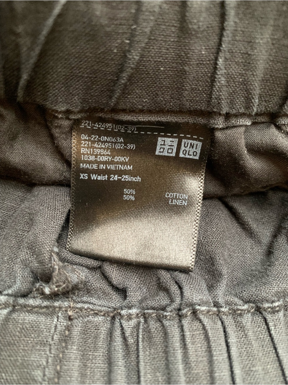 UNIQLO Black Cotton-Linen Shorts (XS)